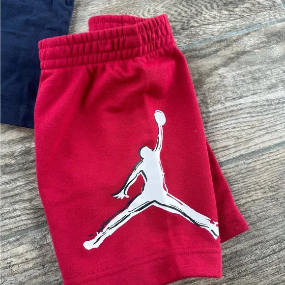 Brand New Jordan Boy’s 2-piece Set T-shirt and Shorts - Picture 3 of 7